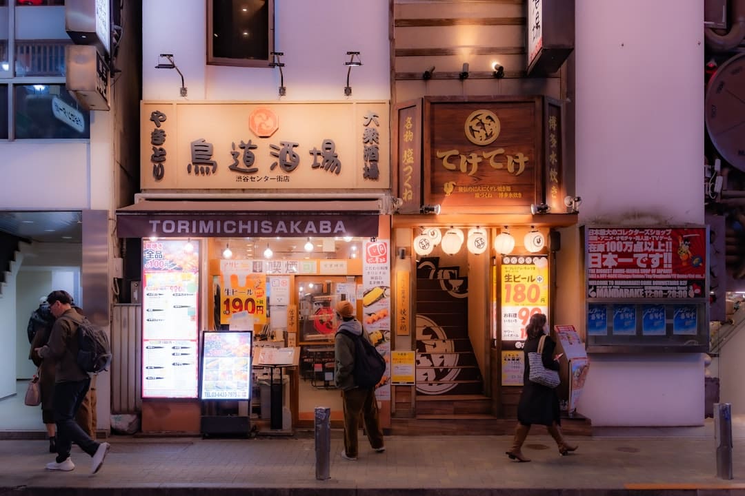电影《戏台》全国热映中 观众热评：喜剧的内核是悲惨剧